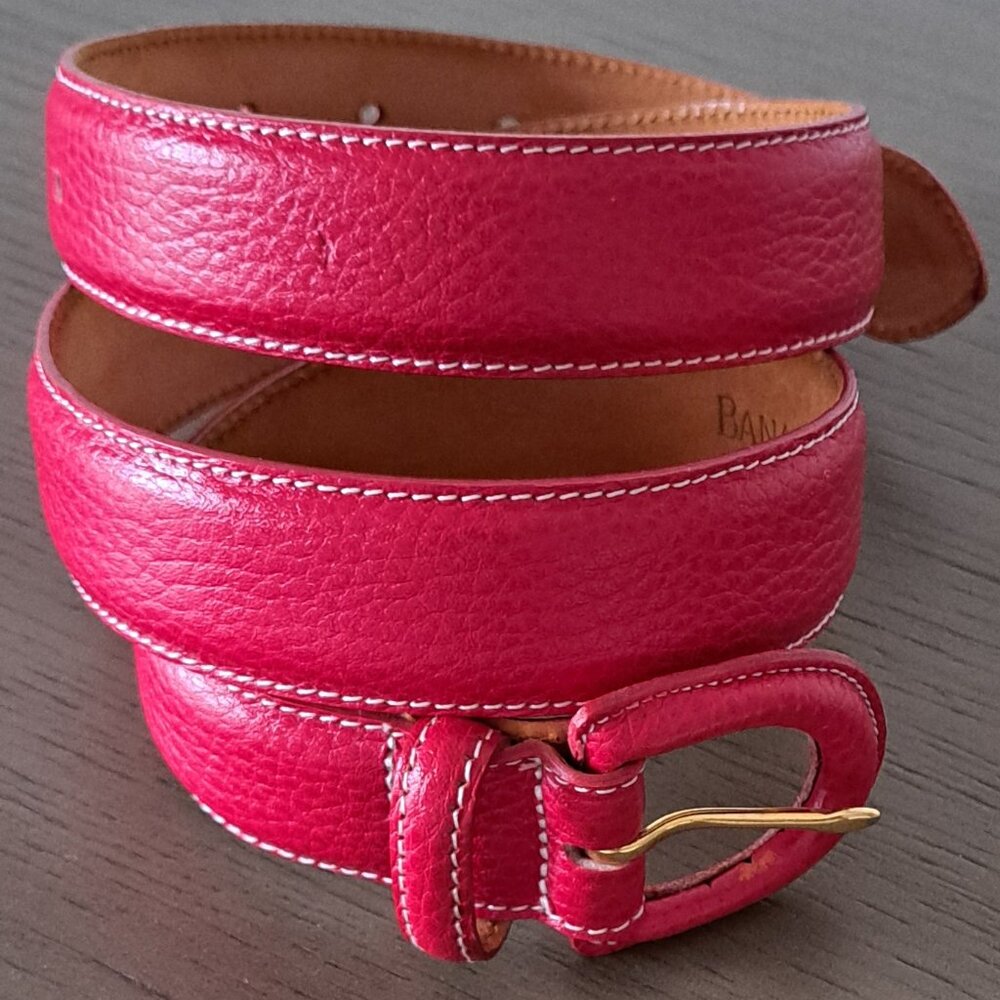 Brand New Banana Republic Attractive Red Leather Belt Made in Italy Size 34